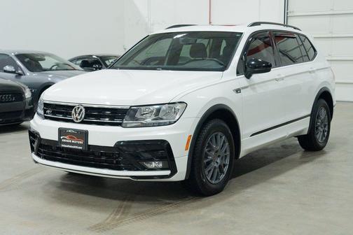 Pure White 2020 Volkswagen Tiguan 2.0T SE R-Line Black 4MOTION