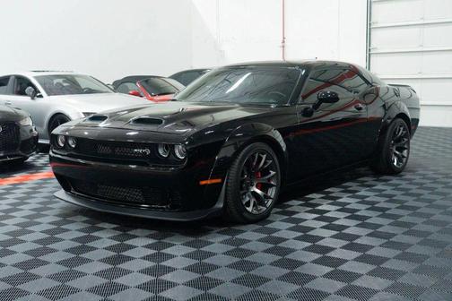 Pitch Black Clearcoat 2020 Dodge Challenger SRT Hellcat