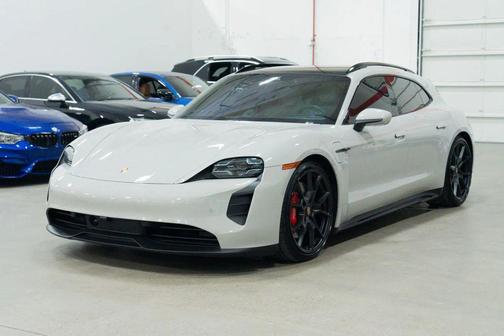 2024 Porsche Taycan GTS