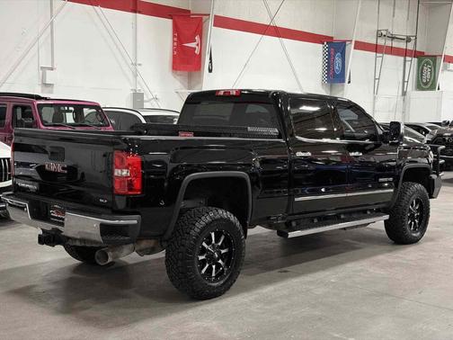Onyx Black 2019 GMC Sierra 2500 SLT