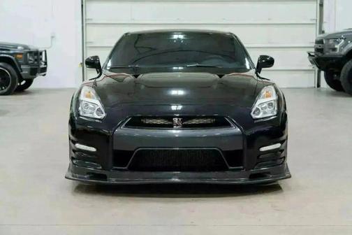 2014 Nissan GT-R Track Edition