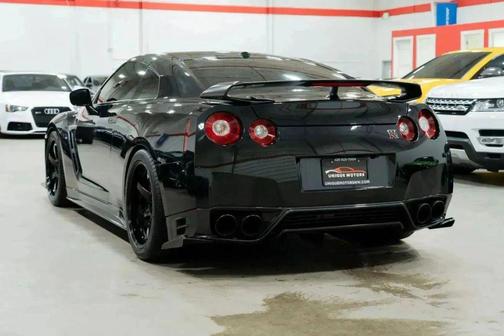 2014 Nissan GT-R Track Edition
