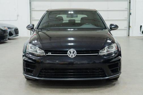 2016 Volkswagen Golf R 4-Door