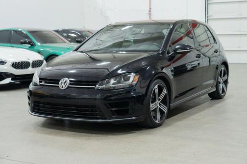 2016 Volkswagen Golf R 4-Door