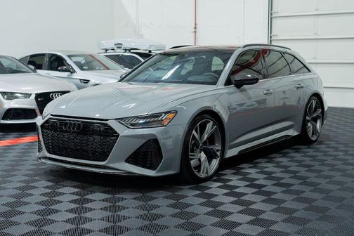 Nardo Gray 2022 Audi RS 6 Avant 4.0T