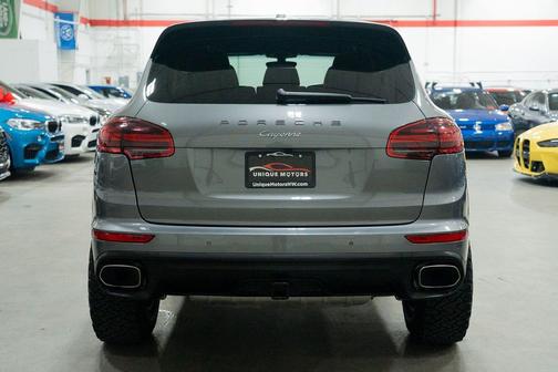 Meteor Gray Metallic 2016 Porsche Cayenne Cayenne