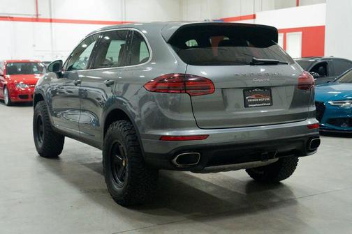 2016 Porsche Cayenne Cayenne