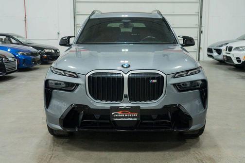 2023 BMW X7 M60i