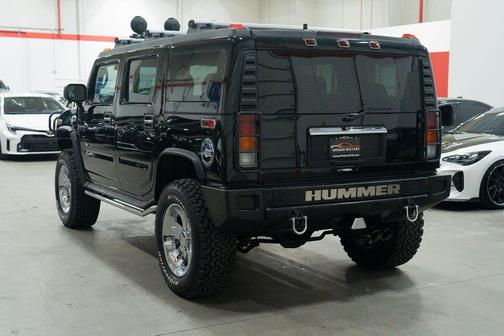 Black 2003 Hummer H2 Base
