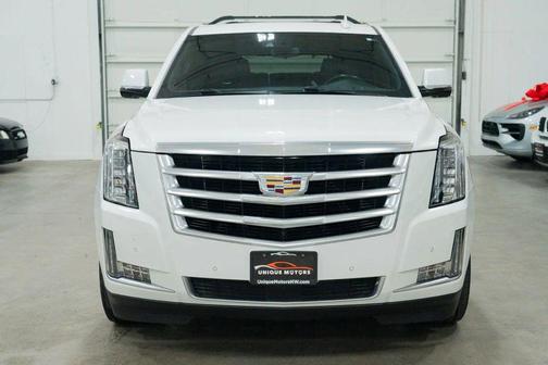 2020 Cadillac Escalade Platinum