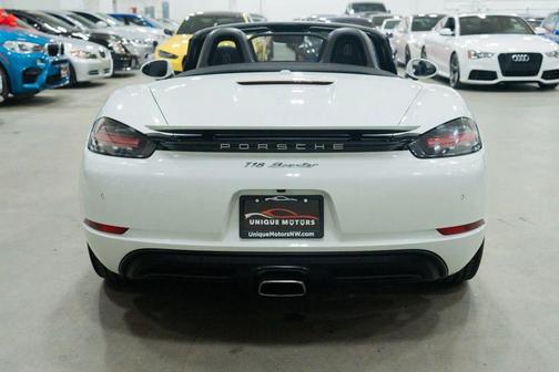 2019 Porsche 718 Boxster Roadster 2D