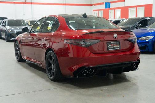 2024 Alfa Romeo Giulia Quadrifoglio