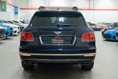 Blue 2020 Bentley Bentayga V8