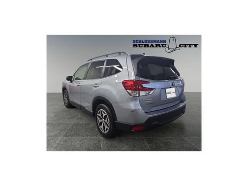 Ice Silver Metallic 2024 Subaru Forester Premium