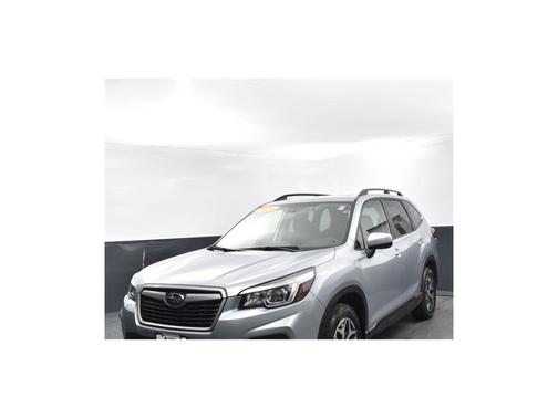 Photo 2 of 3 of 2020 Subaru Forester Premium