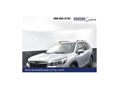Photo 1 of 3 of 2020 Subaru Forester Premium