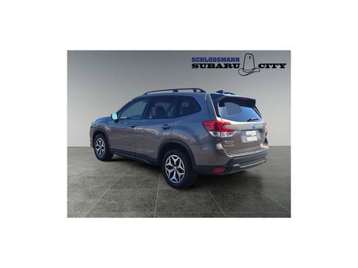 Brilliant Bronze Metallic 2024 Subaru Forester Premium