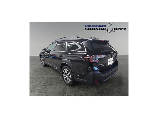 Crystal Black Silica 2025 Subaru Outback Premium