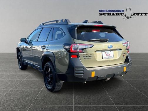 Autumn Green Metallic 2025 Subaru Outback Wilderness