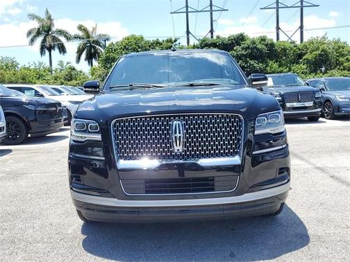 2022 Lincoln Navigator L Reserve