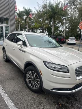 2023 Lincoln Nautilus Standard