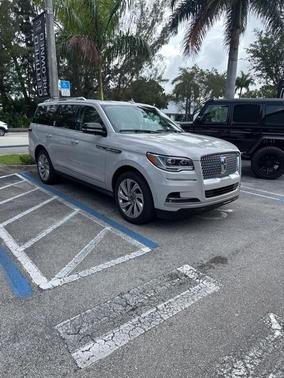 2024 Lincoln Navigator Premiere