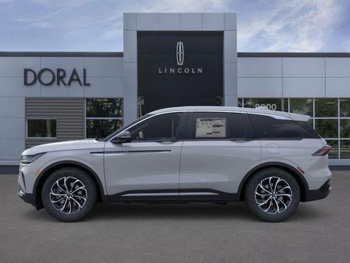 Gray 2026 Lincoln Nautilus Premiere