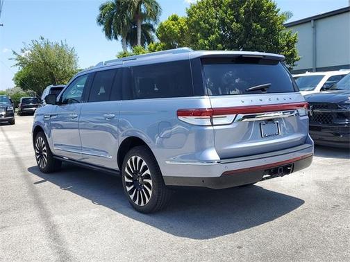 2024 Lincoln Navigator L Black Label