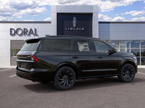 Black Metallic 2027 Lincoln Navigator Reserve