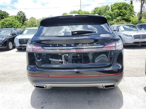 2022 Lincoln Nautilus Standard