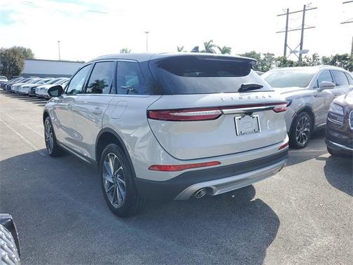 2023 Lincoln Corsair Standard