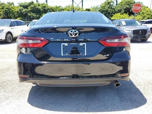 2022 Toyota Camry LE