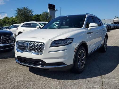 2022 Lincoln Nautilus Reserve