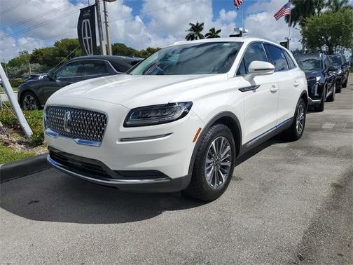 2023 Lincoln Nautilus Standard