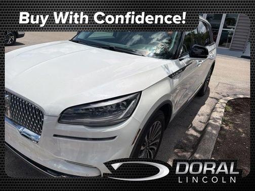 White Metallic 2024 Lincoln Aviator Premiere