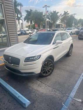 2022 Lincoln Nautilus Reserve