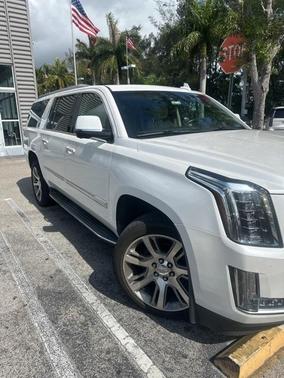 2016 Cadillac Escalade ESV Luxury