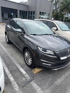 2019 Lincoln MKC Standard