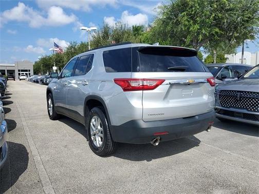 2021 Chevrolet Traverse LT Cloth