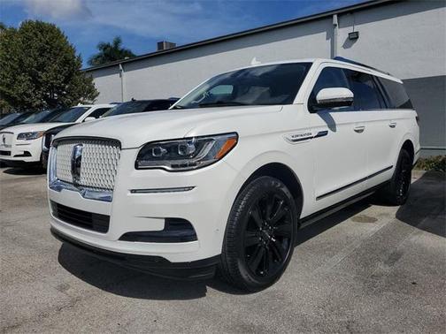2023 Lincoln Navigator L Reserve