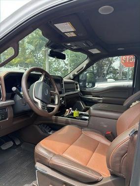 Oxford White 2024 Ford F-250 King Ranch