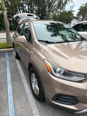 Sandy Ridge Metallic 2018 Chevrolet Trax LT