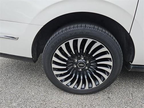 2019 Lincoln Navigator L Black Label