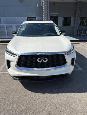 2024 INFINITI QX60 Luxe