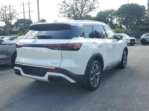2024 INFINITI QX60 Luxe