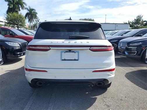 2023 Lincoln Corsair Standard