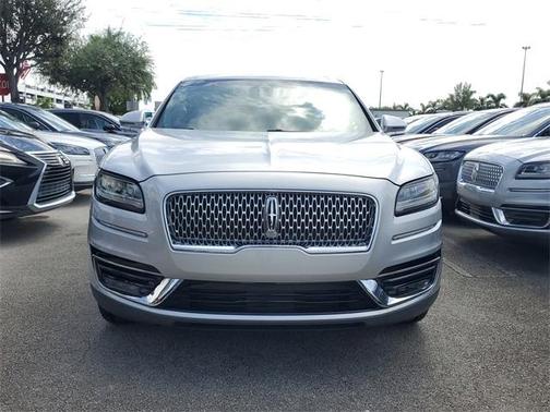 2019 Lincoln Nautilus Select