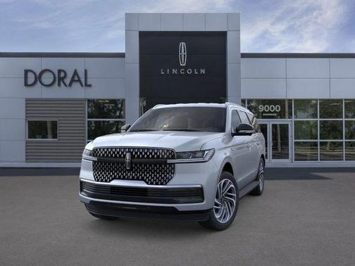 Gray Mist 2026 Lincoln Navigator Premiere