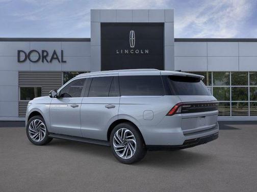Gray Mist 2026 Lincoln Navigator Premiere