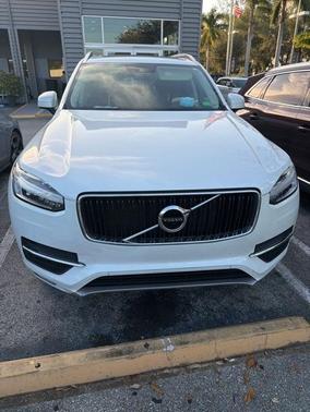 2019 Volvo XC90 T5 Momentum